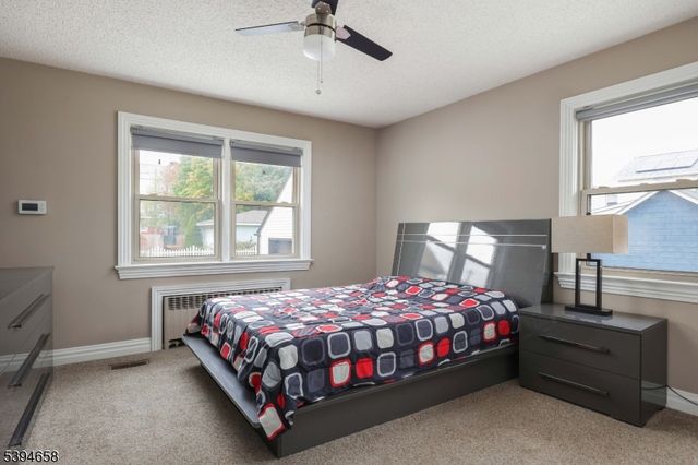 825 Dennis Pl, Linden City, NJ 07036