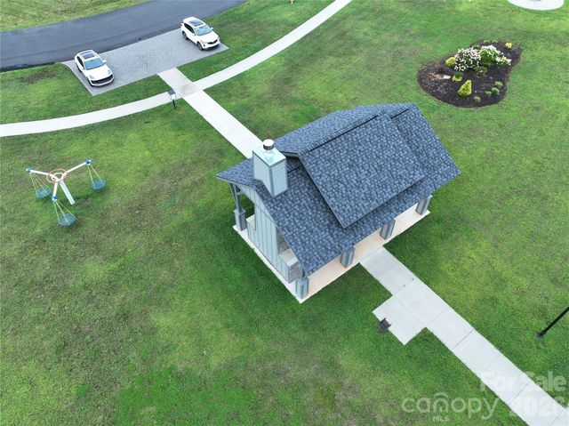 549 Daniel Circle Drive, Mills River, NC 28759