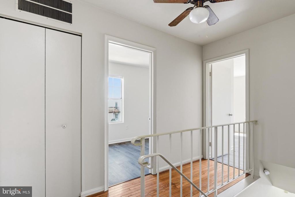 Image 32 of property listing at 14313 S SHORE CT, Laurel, MD 20707