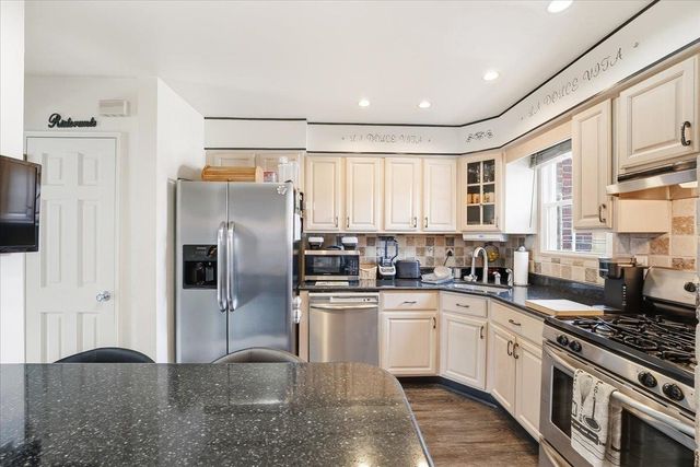 631 AVENUE A, Bayonne, NJ 07002
