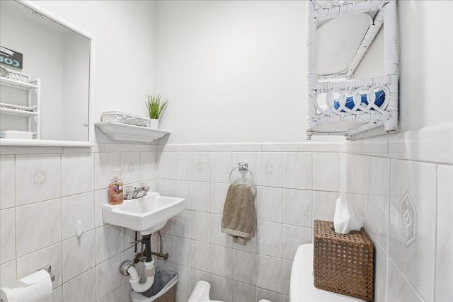 631 AVENUE A, Bayonne, NJ 07002