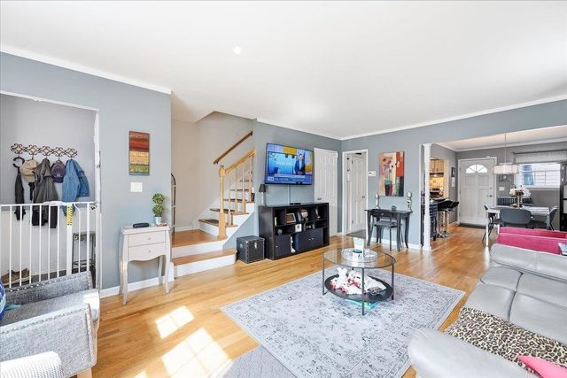 631 AVENUE A, Bayonne, NJ 07002
