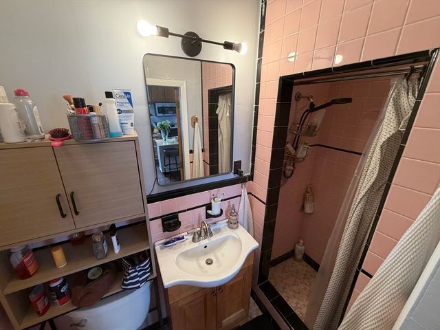 439 Cambridge St. 2, Cambridge, MA 02141