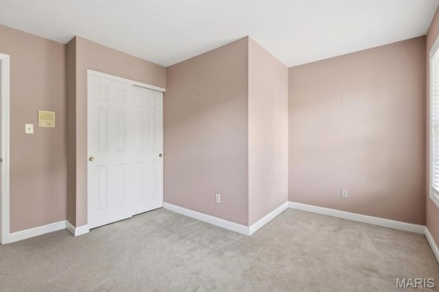 477 Redwood Forest Drive, Ballwin, MO 63021