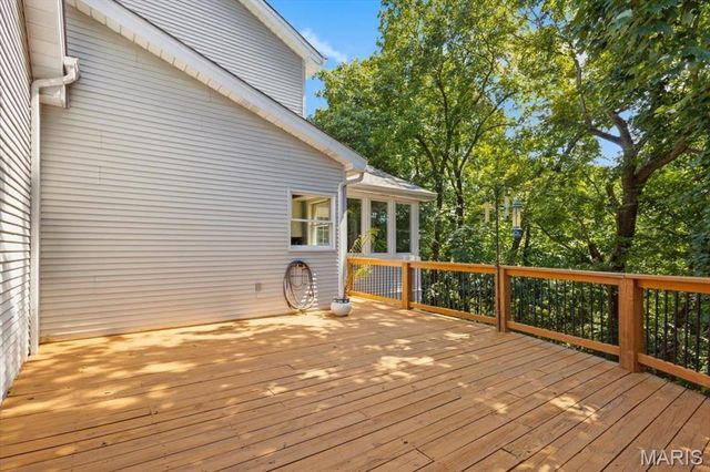 477 Redwood Forest Drive, Ballwin, MO 63021