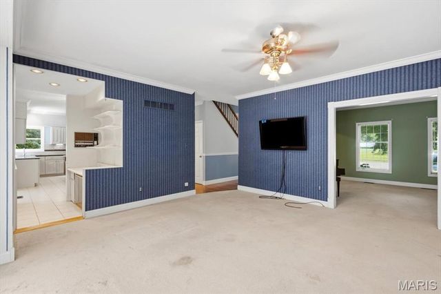 477 Redwood Forest Drive, Ballwin, MO 63021