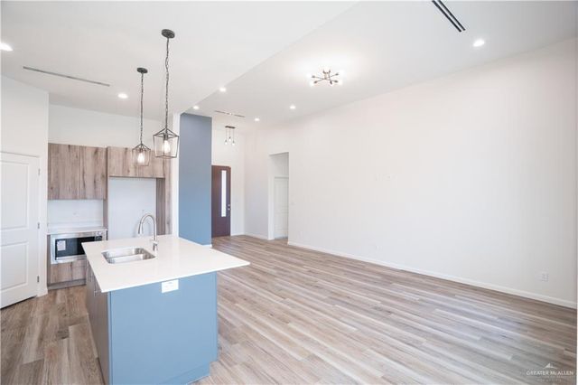 2914 Dhalia Drive, San Juan, TX 78589