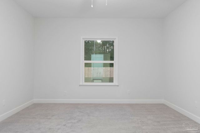 6879 Joyce Dr, Milton, FL 32570