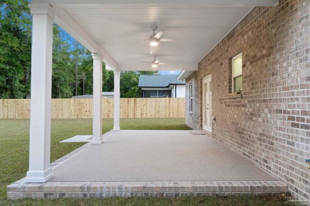 6879 Joyce Dr, Milton, FL 32570