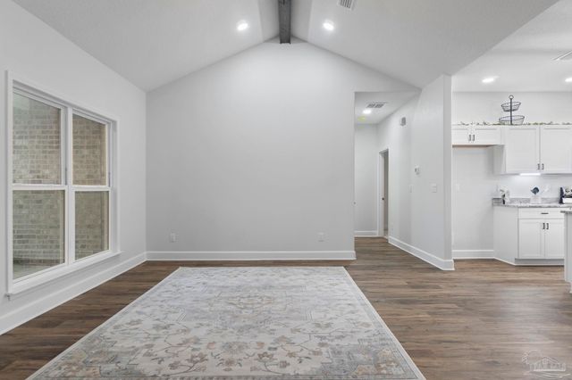 6879 Joyce Dr, Milton, FL 32570