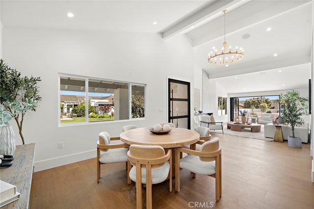 11 Jetty, Corona Del Mar, CA 92625