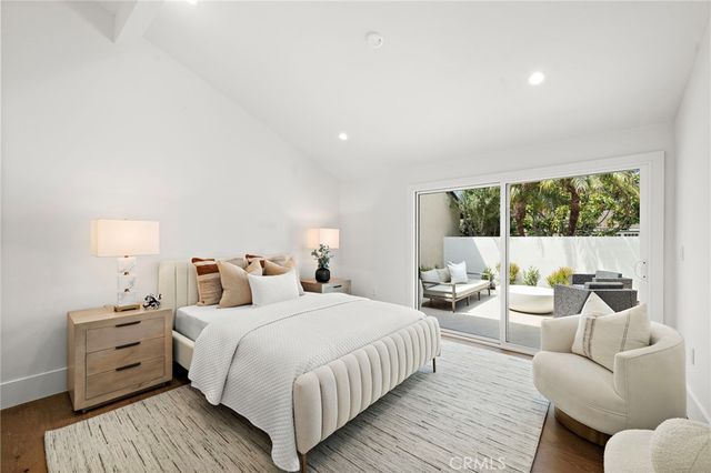 11 Jetty, Corona Del Mar, CA 92625