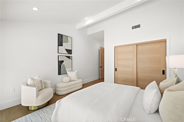 11 Jetty, Corona Del Mar, CA 92625