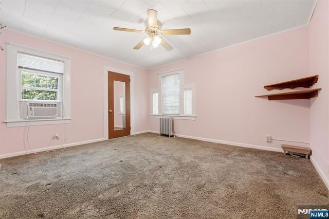 16 Arlington Avenue, Caldwell, NJ 07006