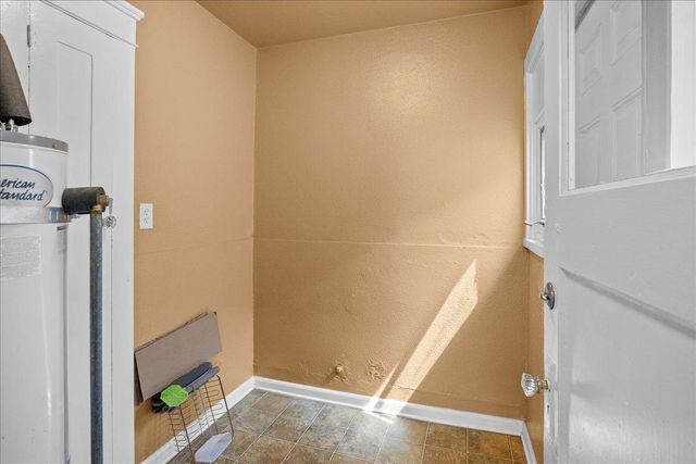 405 E Morris Ave, Modesto, CA 95354