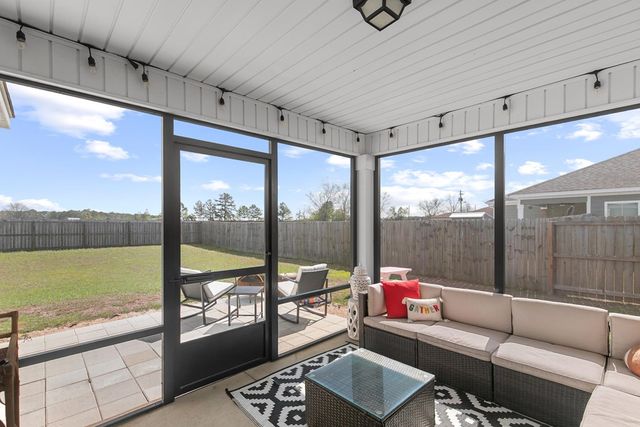 705 Mitchell, Headland, AL 36345