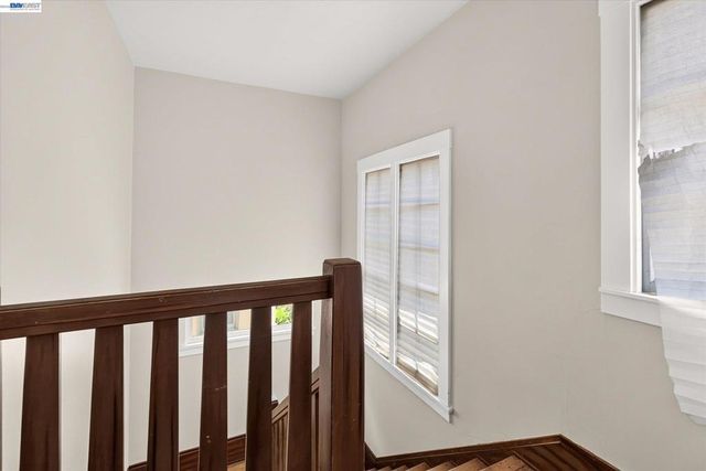 753 Warfield Ave, Oakland, CA 94610