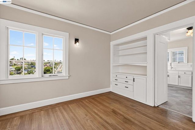 753 Warfield Ave, Oakland, CA 94610