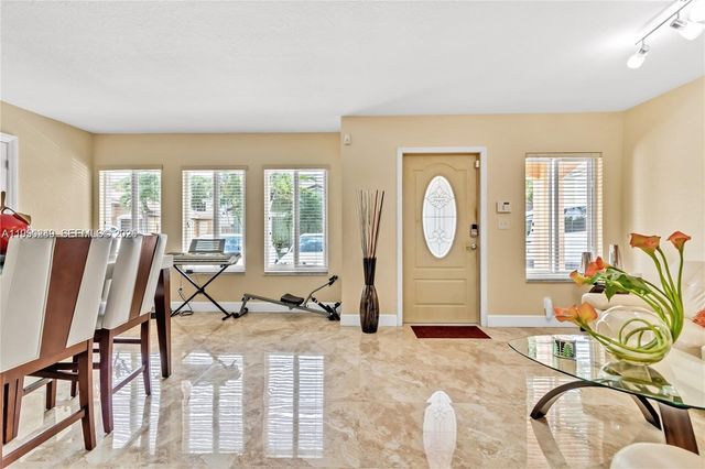 16453 SW 97th St, Miami, FL 33196