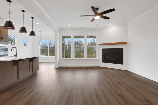 325 Conifer Lane, Ball Ground, GA 30107