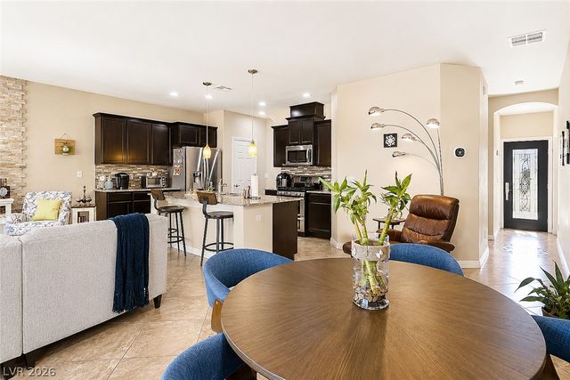 2815 Rough Green Street, Las Vegas, NV 89117