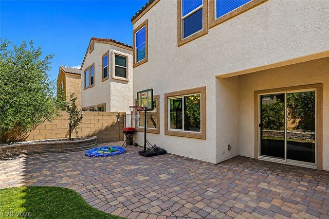 2815 Rough Green Street, Las Vegas, NV 89117