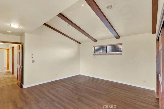 17800 Cresta Blanca Drive, Victorville, CA 92395