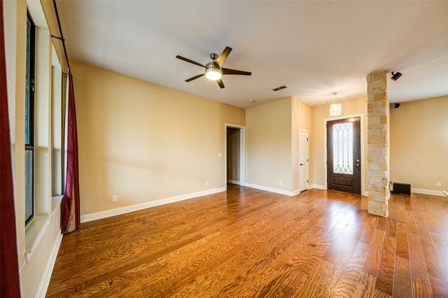 5 Hickory Street, Hickory Creek, TX 75065