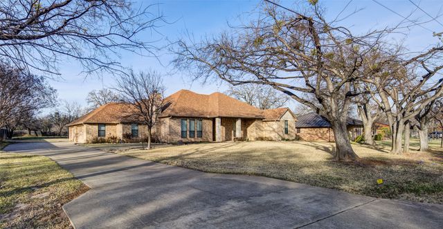 5 Hickory Street, Hickory Creek, TX 75065