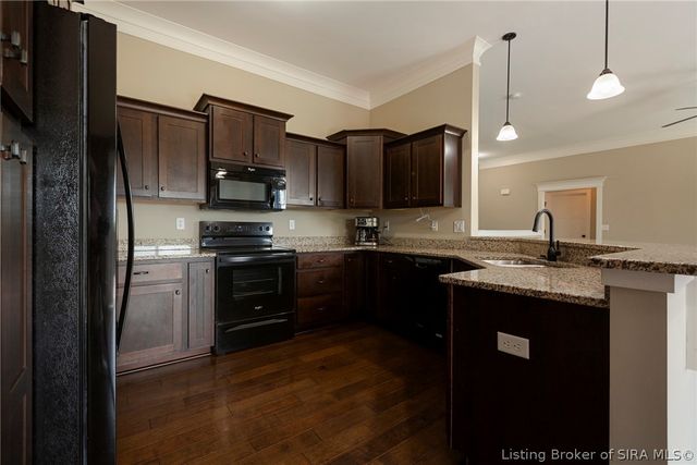 5526 Covington Drive, Charlestown, IN 47111