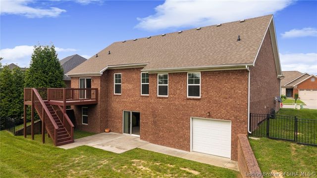 5526 Covington Drive, Charlestown, IN 47111