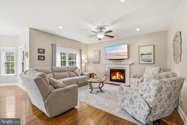 137 MOORING ROAD, Manahawkin, NJ 08050