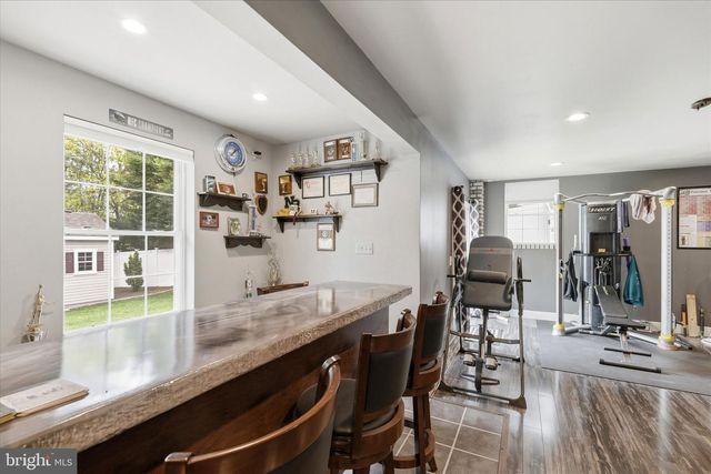 137 MOORING ROAD, Manahawkin, NJ 08050