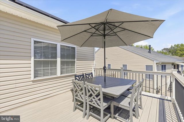 137 MOORING ROAD, Manahawkin, NJ 08050