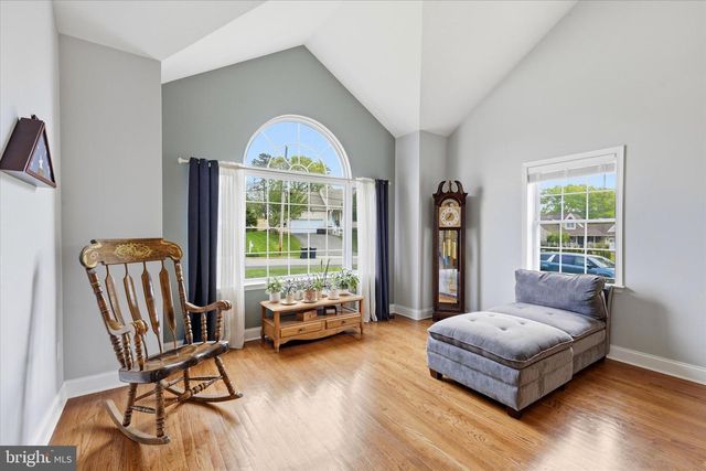 137 MOORING ROAD, Manahawkin, NJ 08050