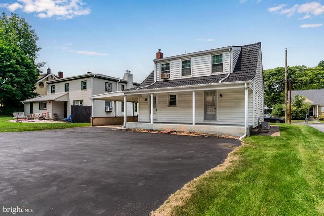 212 CLARK ST, Lemoyne, PA 17043