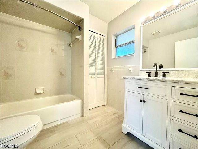 1203 SW 34th ST, Cape Coral, FL 33914