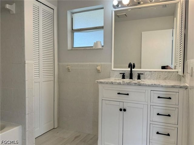 1203 SW 34th ST, Cape Coral, FL 33914