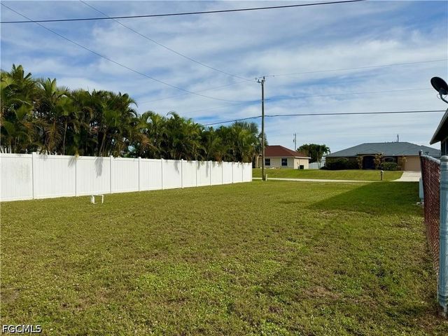 1203 SW 34th ST, Cape Coral, FL 33914