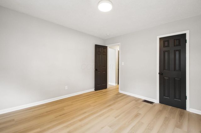 1225 Aberdeen Avenue, Columbus, OH 43211