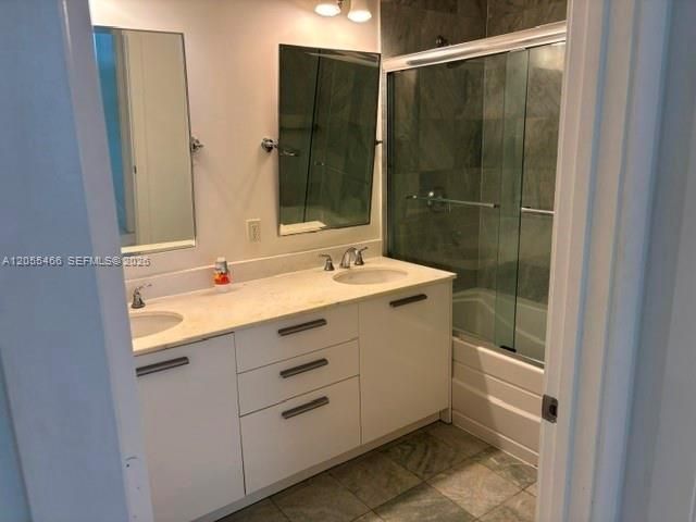 1050 Brickell Avenue 1520, Miami, FL 33131