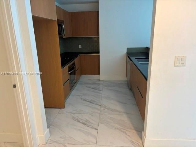 1050 Brickell Avenue 1520, Miami, FL 33131