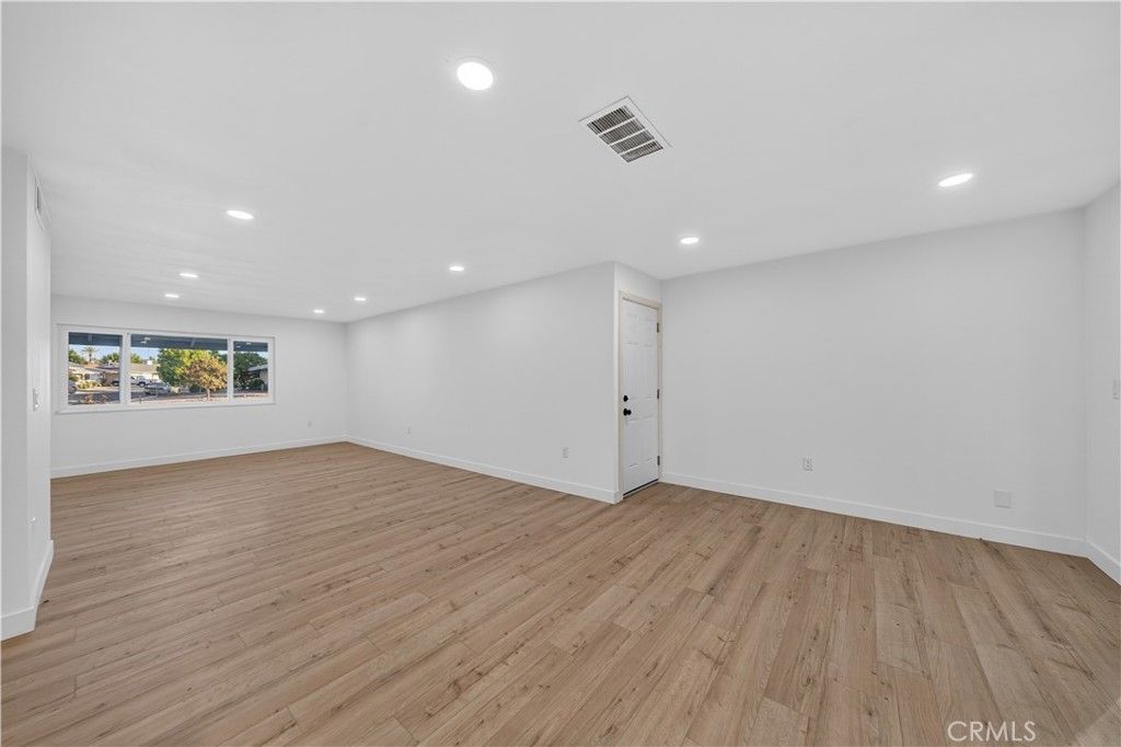 26790 Oakmont Drive, Sun City, CA 92586 — photo 5
