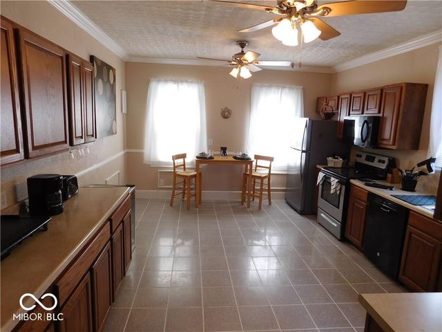 909 E 38th Street, Indianapolis, IN 46205