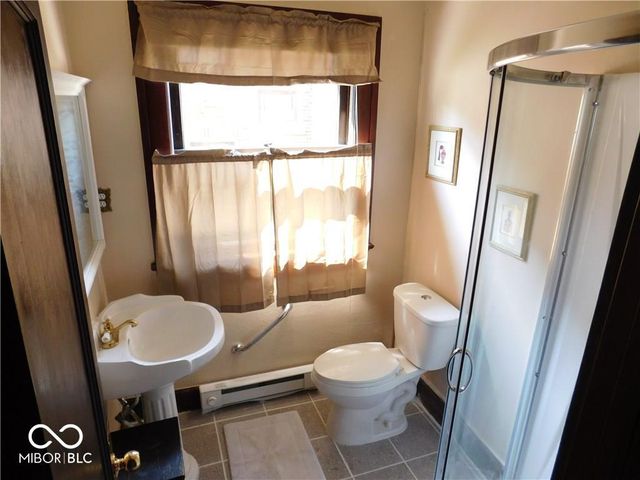 909 E 38th Street, Indianapolis, IN 46205