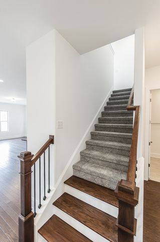 162 Oasis Dr, La Vergne, TN 37086