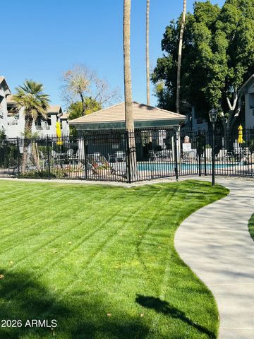 7401 W ARROWHEAD CLUBHOUSE Drive 2006, Glendale, AZ 85308