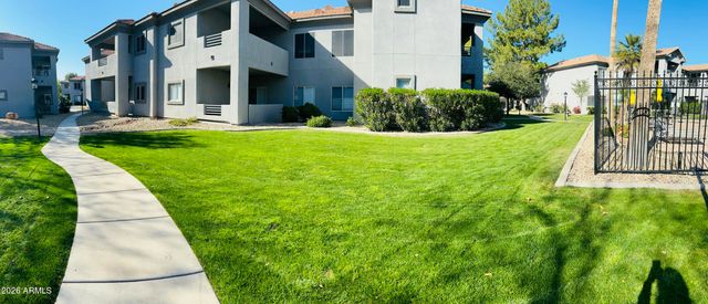 7401 W ARROWHEAD CLUBHOUSE Drive 2006, Glendale, AZ 85308