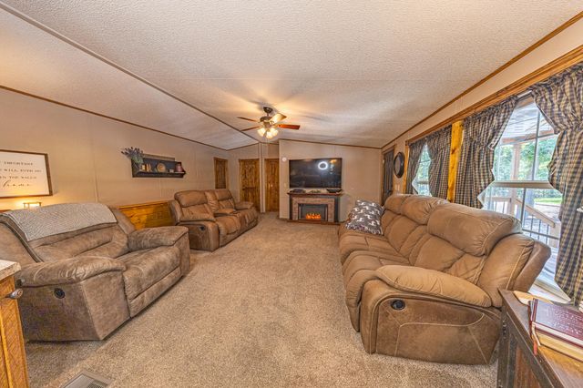 55 Prosperity Road, Urbana, MO 65767