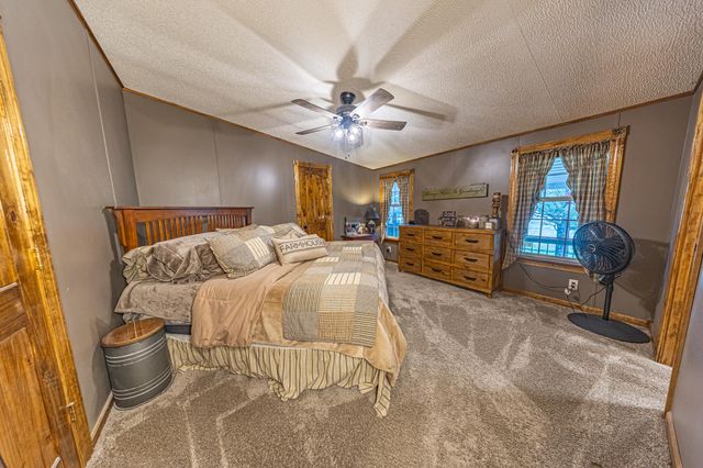 55 Prosperity Road, Urbana, MO 65767